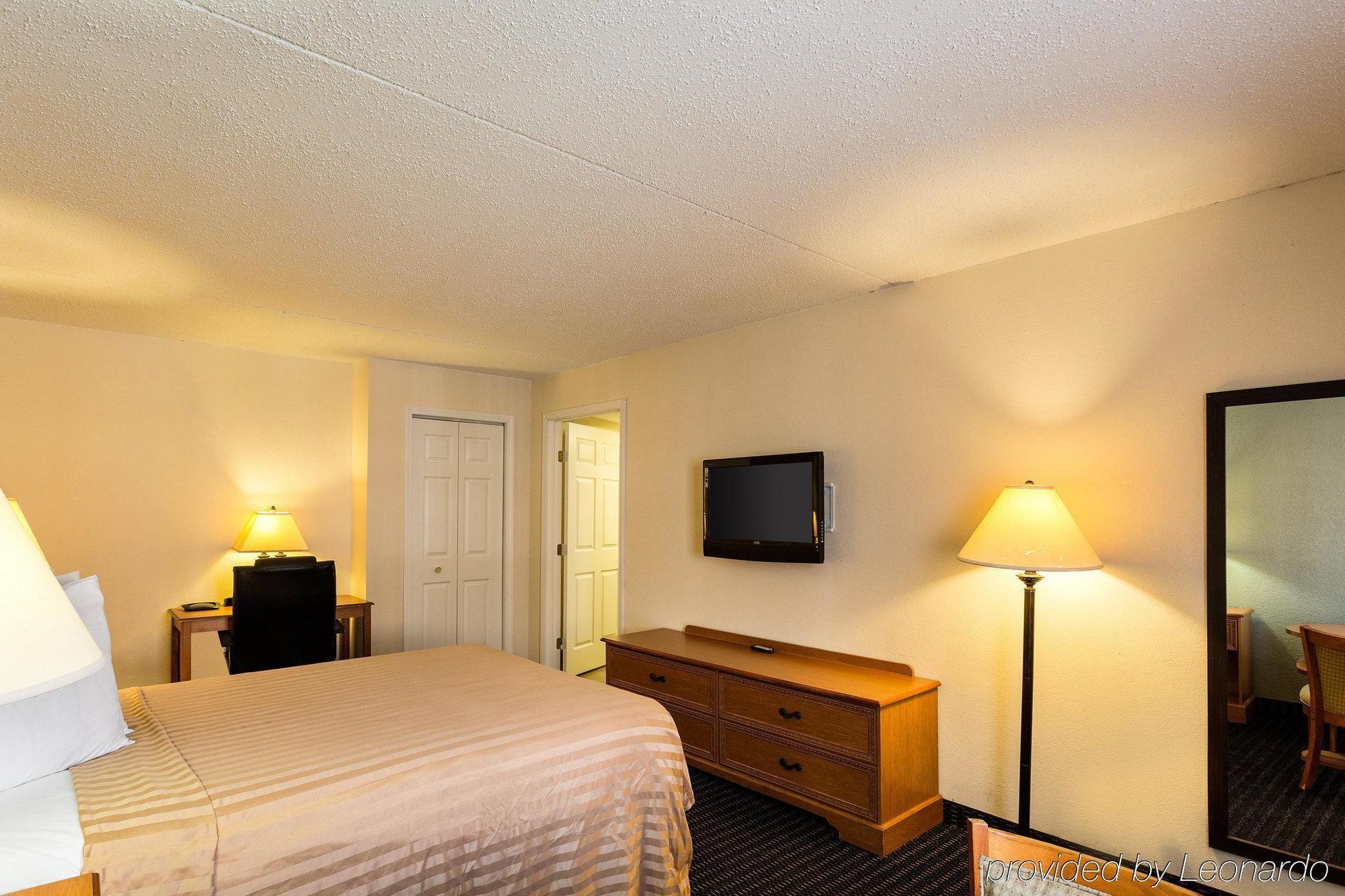 Sunrise Inn & Suites New Orleans Exterior photo