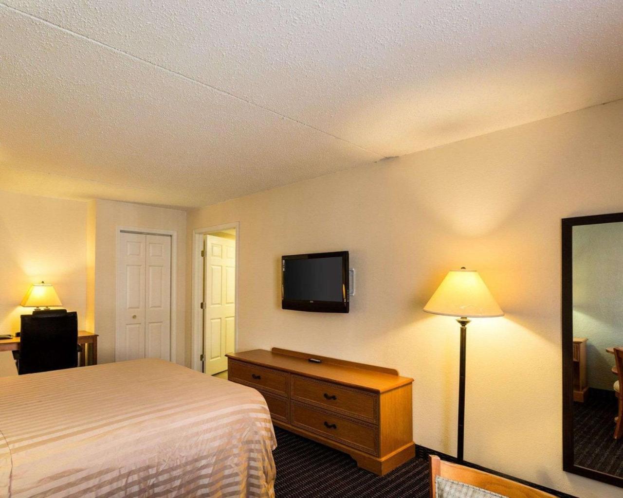 Sunrise Inn & Suites New Orleans Exterior photo
